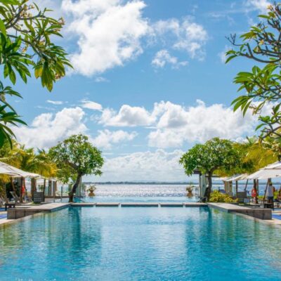 Crimson Resort and Spa - Mactan Island 5 Star Luxury (1)