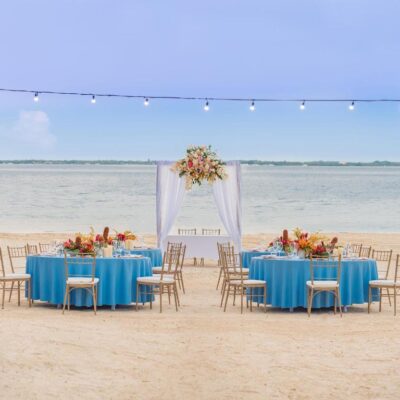 Crimson Resort and Spa - Mactan Island 5 Star Luxury (11)