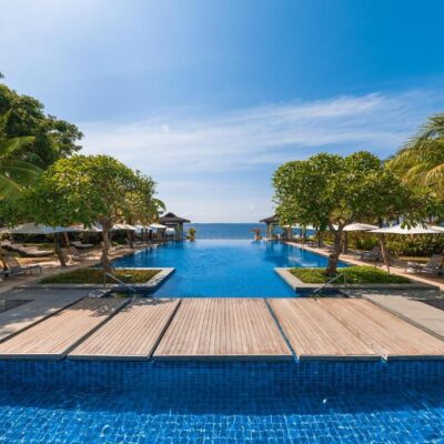 Crimson Resort and Spa - Mactan Island 5 Star Luxury (20)