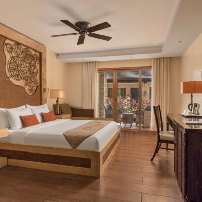 Crimson Resort and Spa - Mactan Island 5 Star Luxury (30)