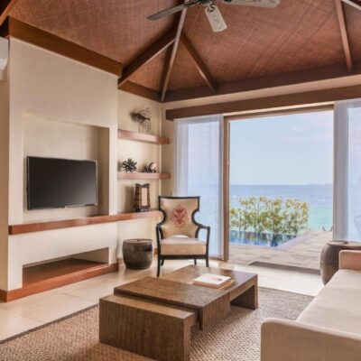 Crimson Resort and Spa - Mactan Island 5 Star Luxury (35)