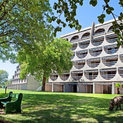 Elephant Hills Resort - Victoria Falls (7)