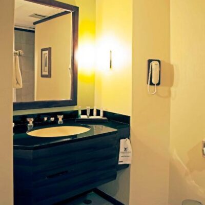 Elephant Hills Resort - Victoria Falls (8)
