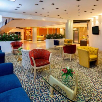 Four Point by Sheraton Medellin (2)