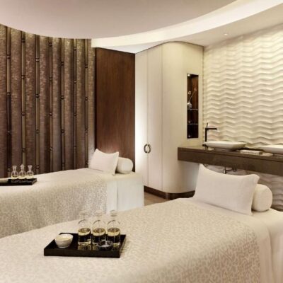 Hyatt Regency (16)
