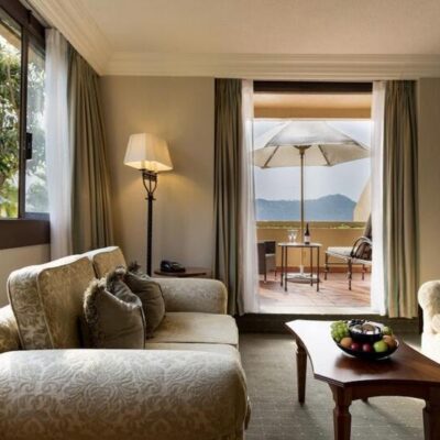 The Cascades Hotel (12)
