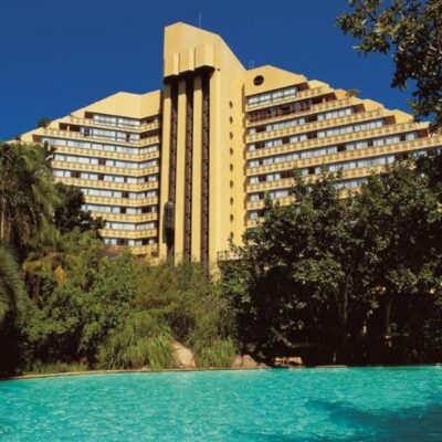 The Cascades Hotel (3)